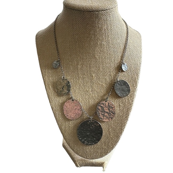 VCLM Hammered Disk Silver Necklace - Picture 4 of 7